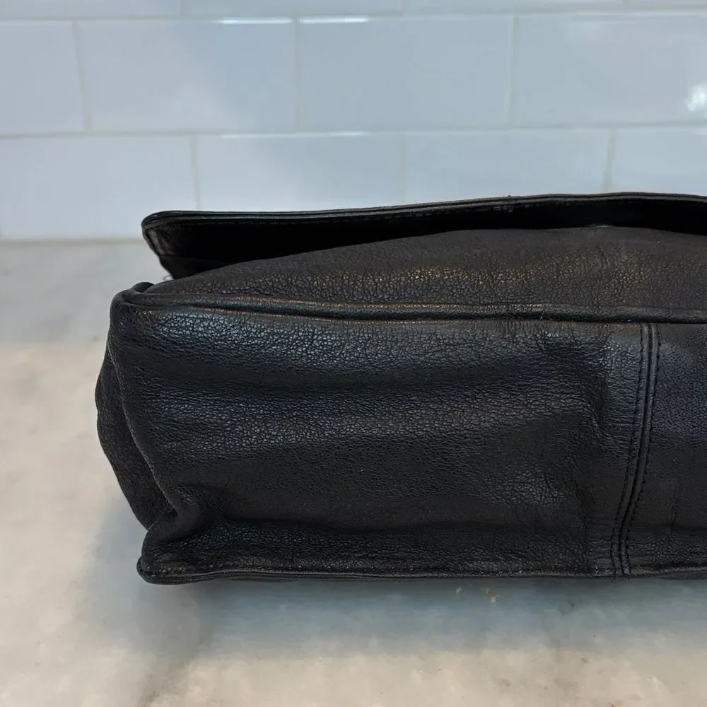 Kenneth Cole REACTION Leather Messenger Laptop Bag Briefcase Shoulder Crossbody